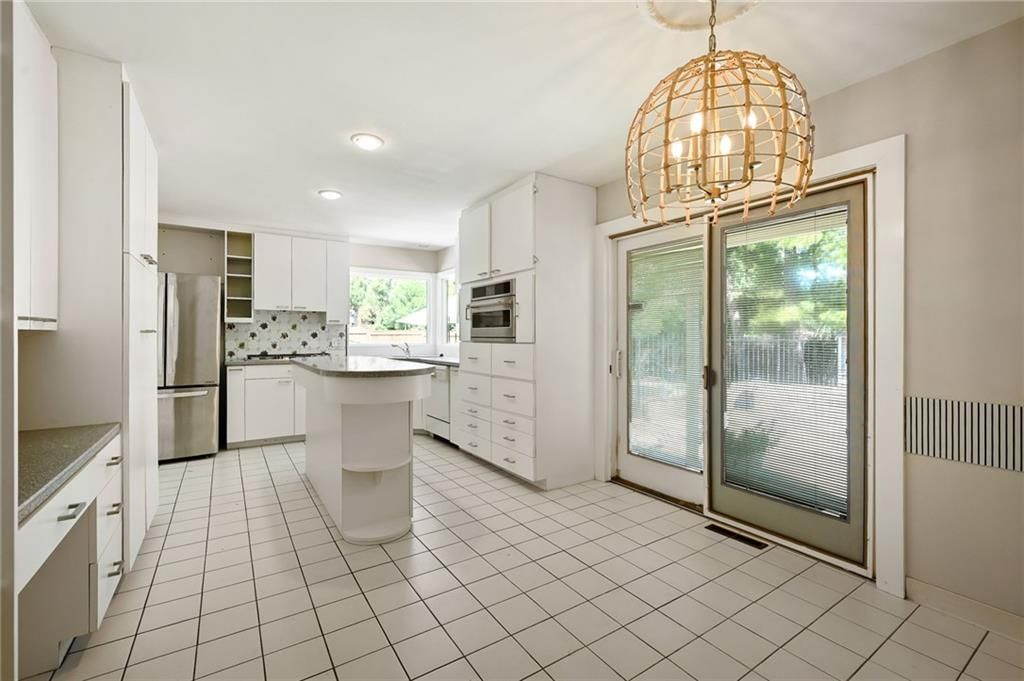 8311 Juniper Street — photo 18