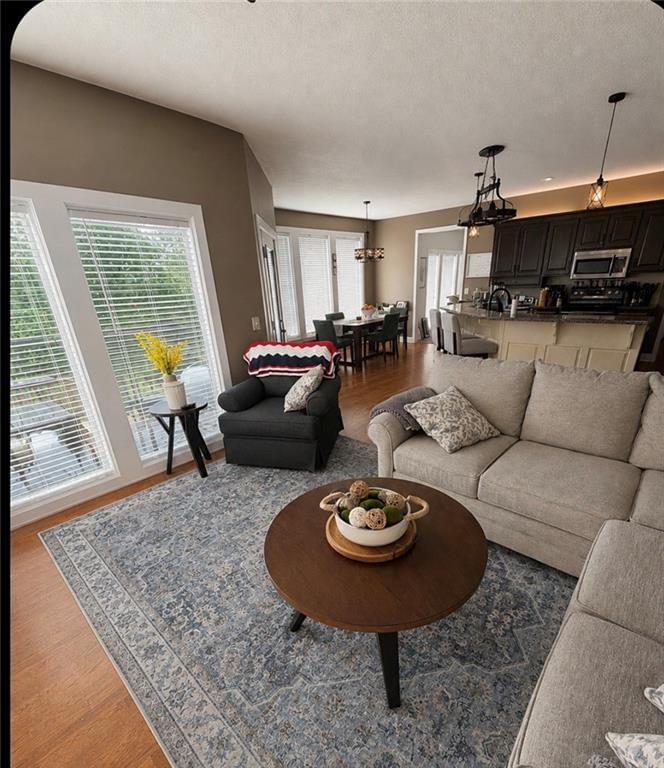 8008 Park Ridge Drive — photo 3