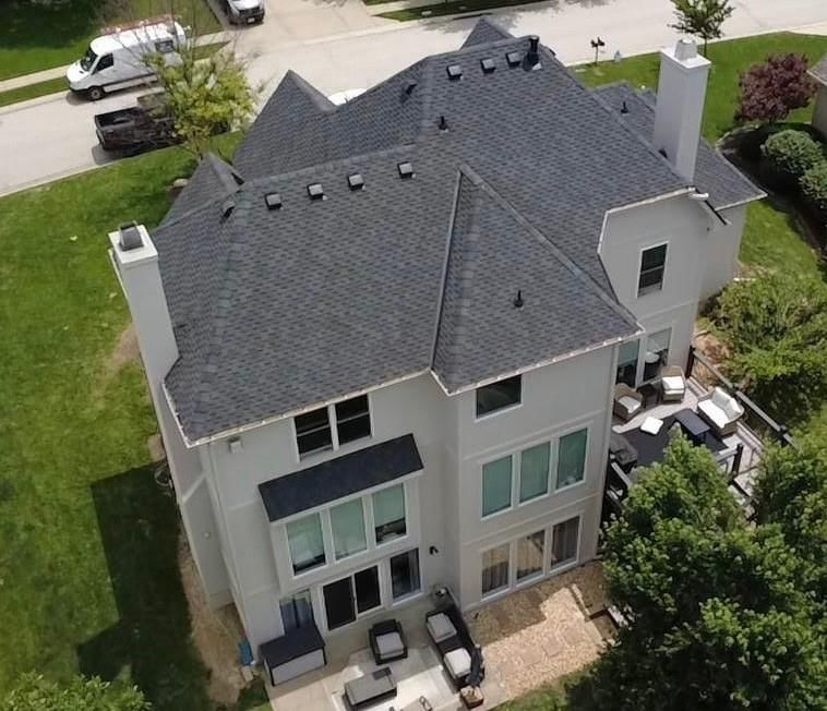 8008 Park Ridge Drive — photo 10
