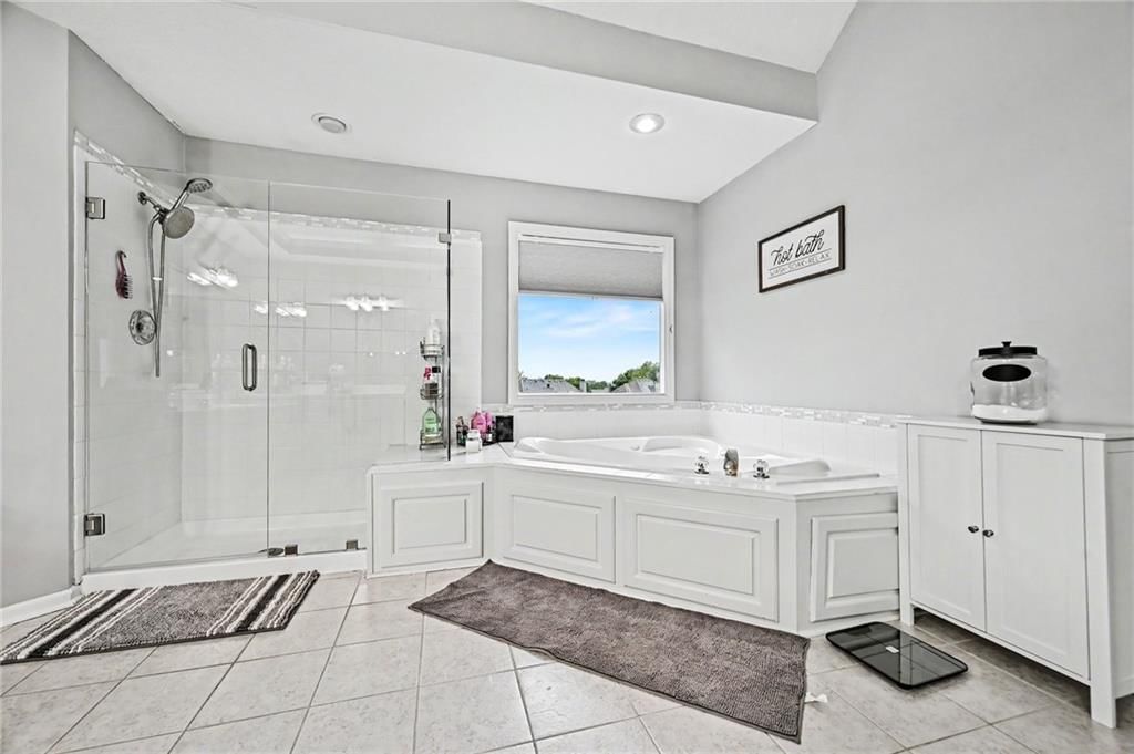 8008 Park Ridge Drive — photo 18