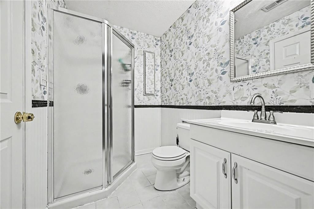 8008 Park Ridge Drive — photo 31