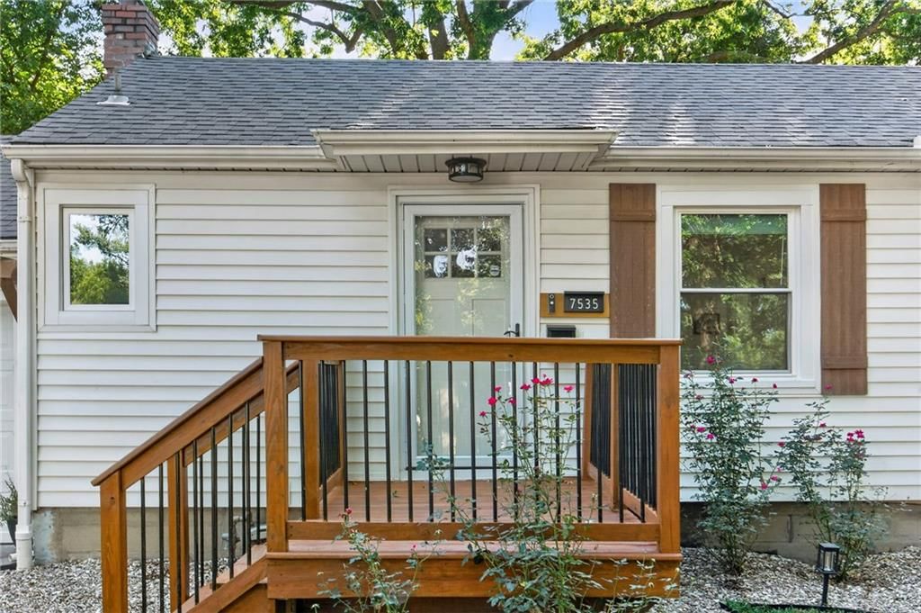 7535 Belleview Avenue — photo 5