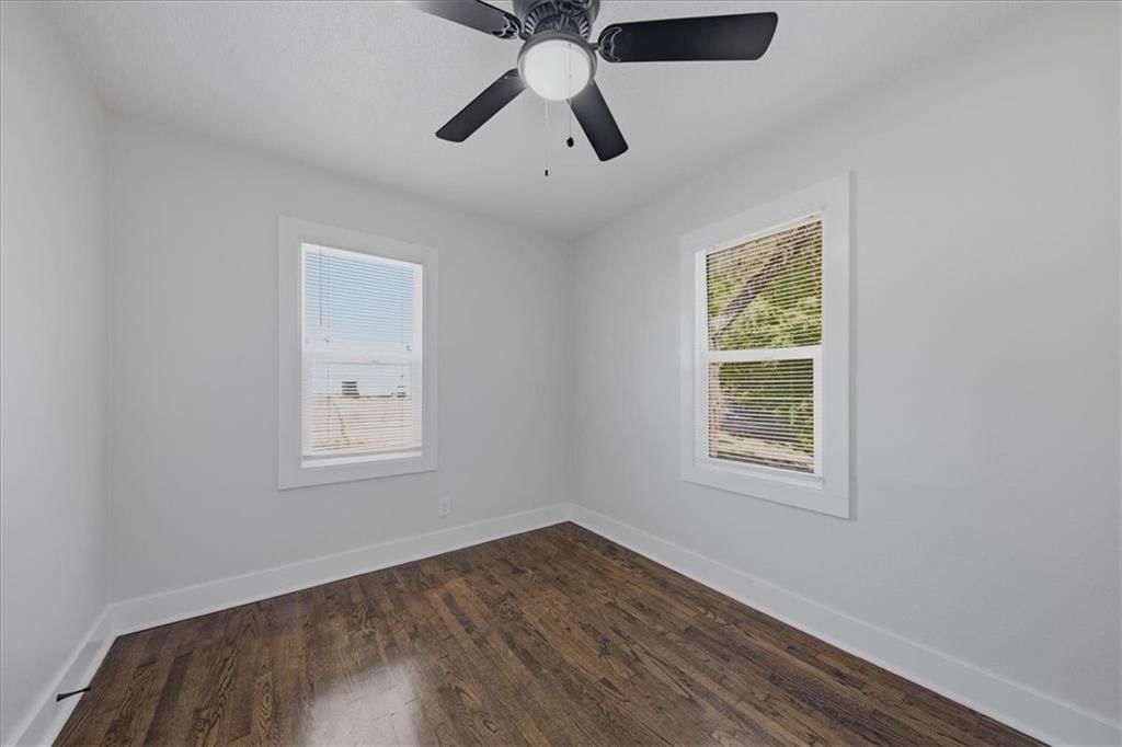 3513 Elmwood Avenue — photo 12