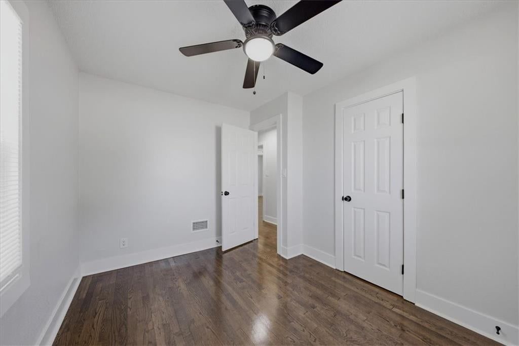 3513 Elmwood Avenue — photo 13