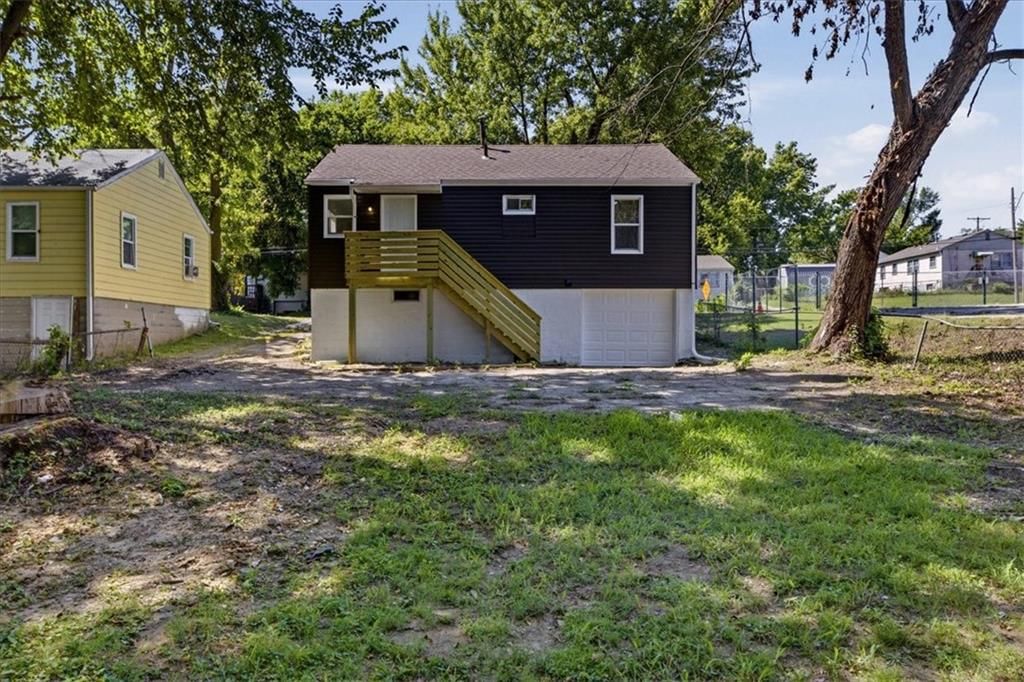 3513 Elmwood Avenue — photo 25