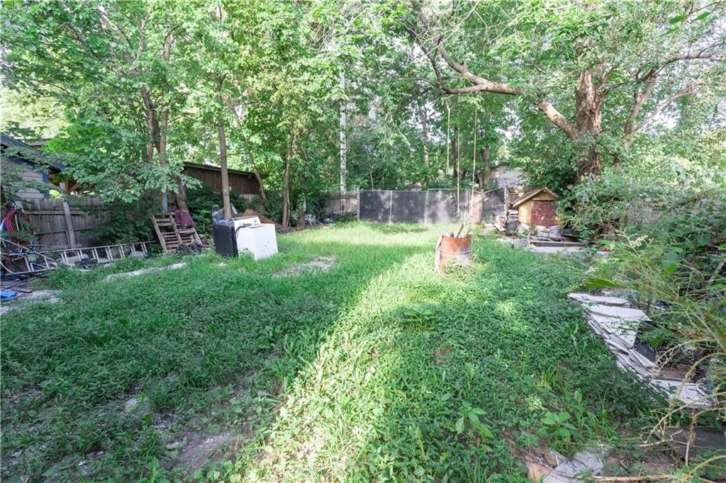 2023 Brighton Avenue — photo 23