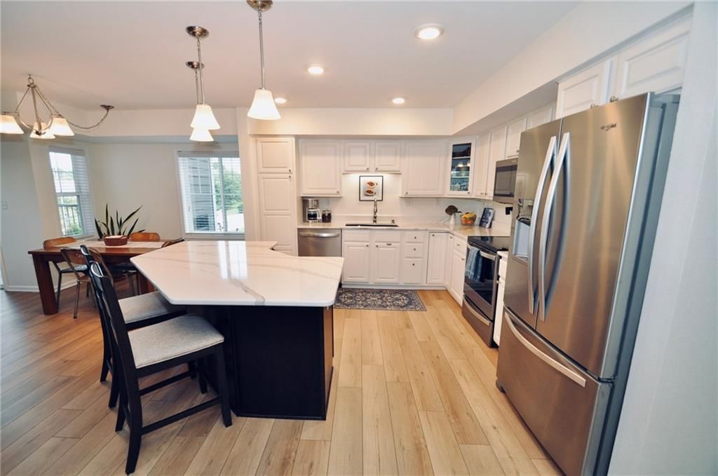 2651 NW Barry Road — photo 3