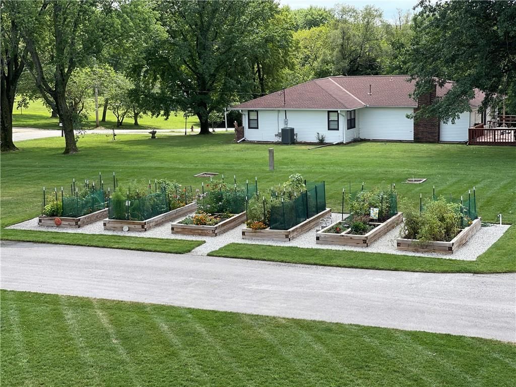 2651 NW Barry Road — photo 31