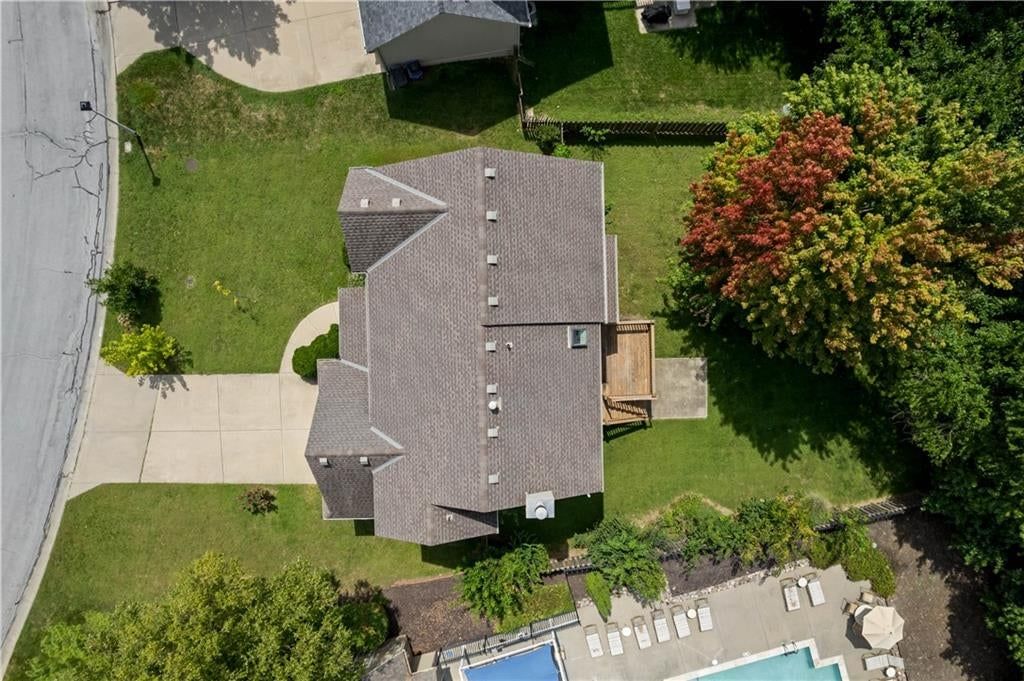 15688 S Widmer Street — photo 2