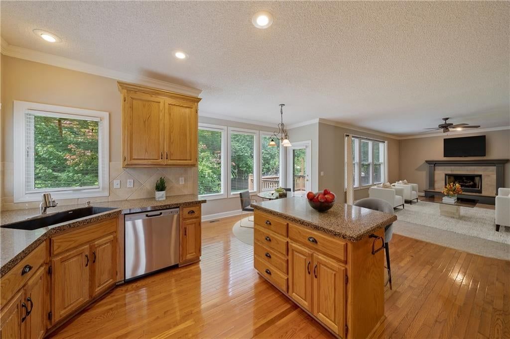 15688 S Widmer Street — photo 8