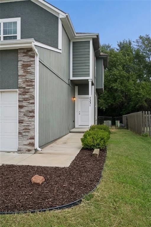 7531 McCoy Street — photo 2