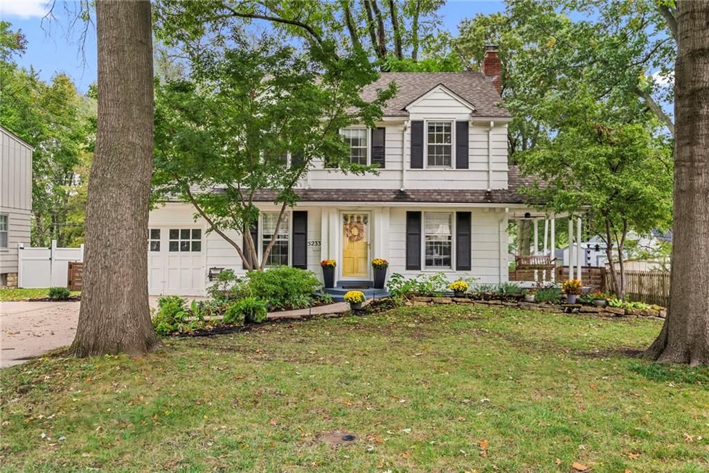 5233 Nall Avenue, Roeland Park, KS