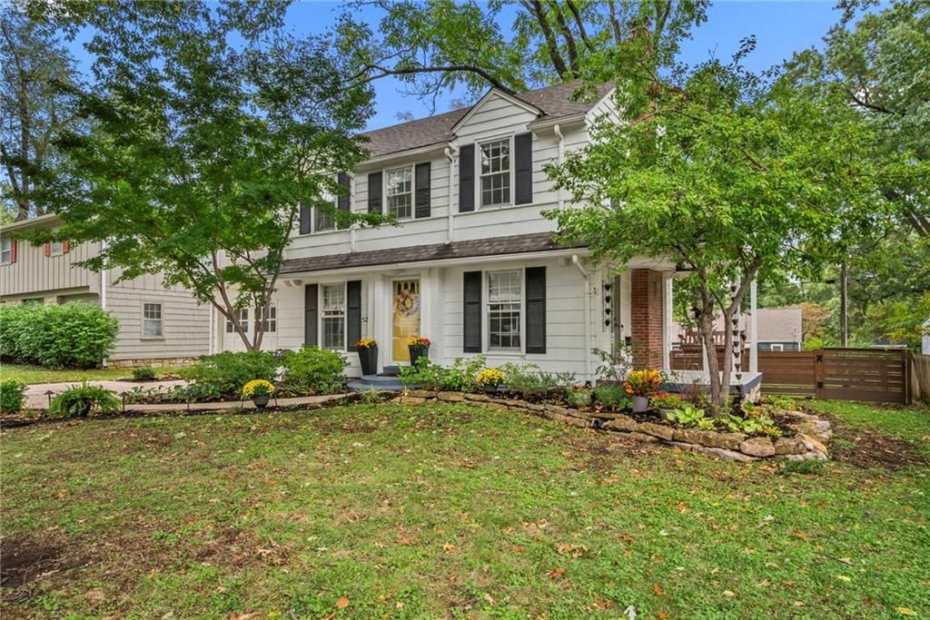 5233 Nall Avenue, Roeland Park, KS: listing photo 2