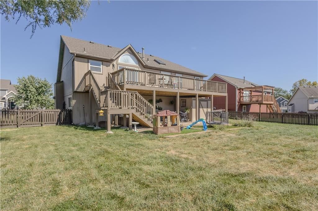 1802 Lauren Lane — photo 24