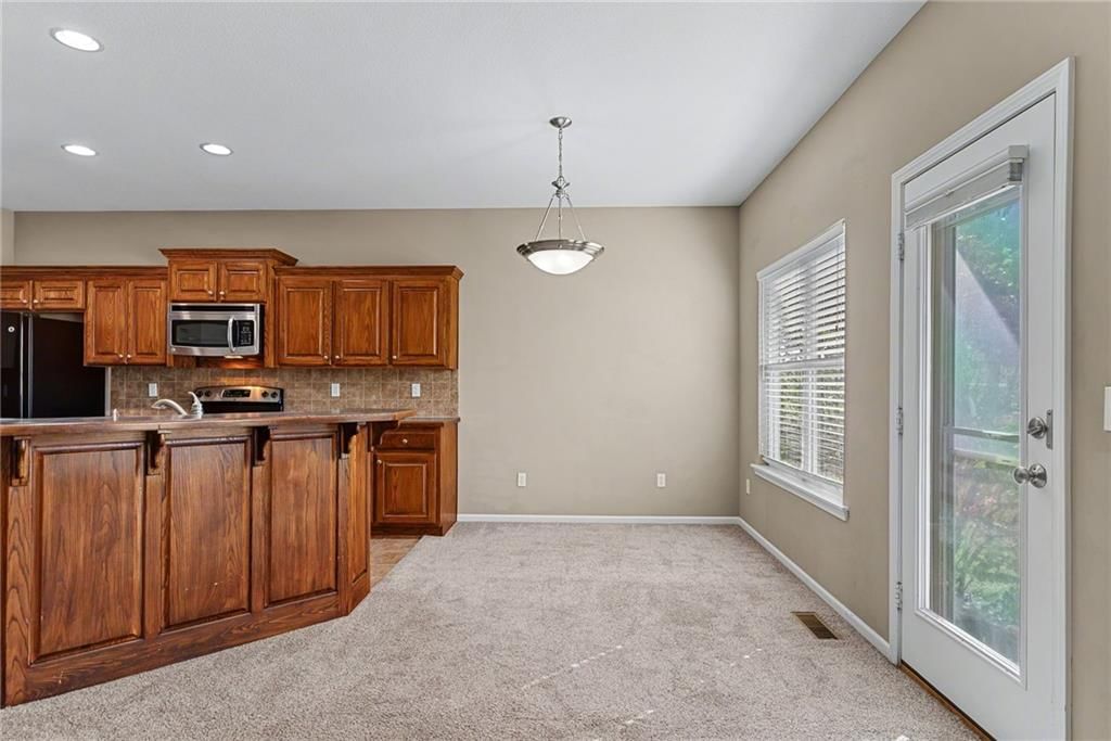 21871 W 116th Place — photo 9