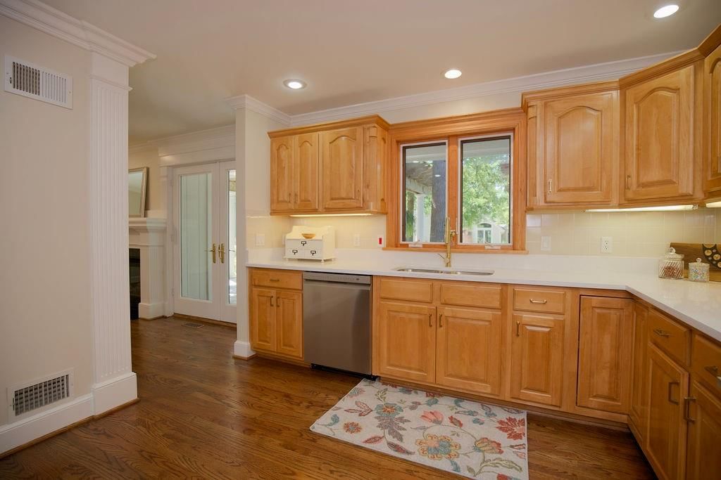 5516 Fairway Road — photo 17