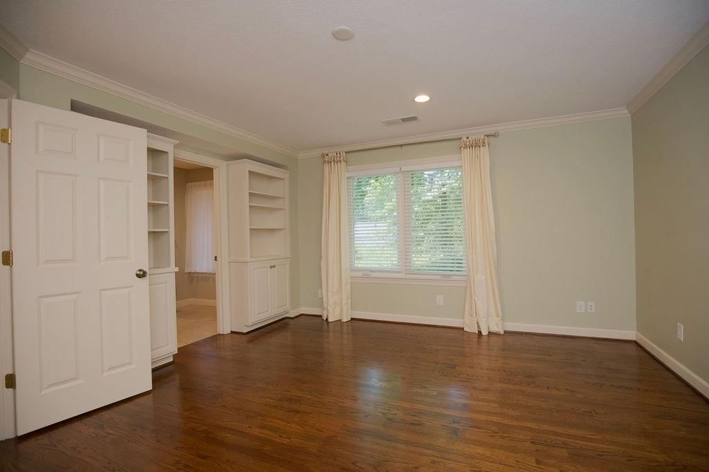 5516 Fairway Road — photo 33