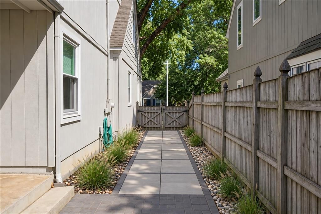 5516 Fairway Road — photo 47