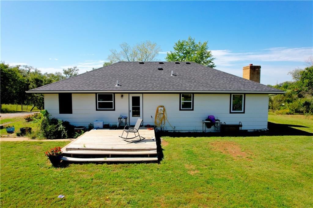 Photo 28 of 53 - 15625 Washington School Road, Excelsior Springs, MO 64024