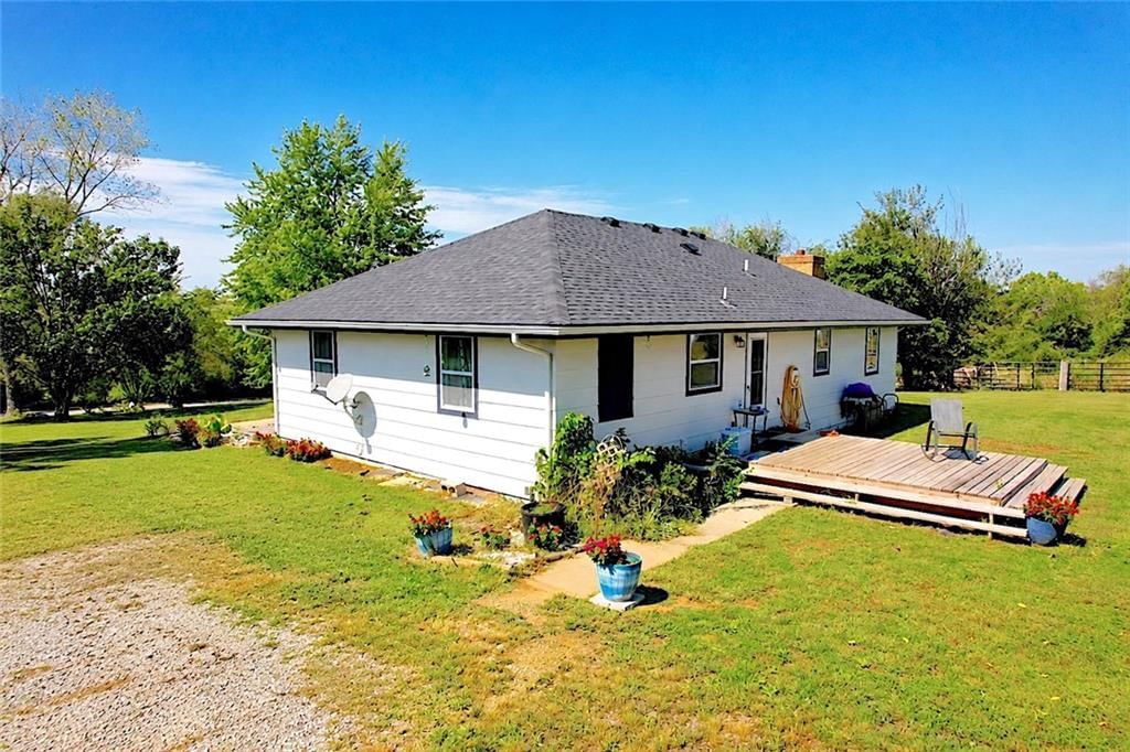 Photo 31 of 53 - 15625 Washington School Road, Excelsior Springs, MO 64024