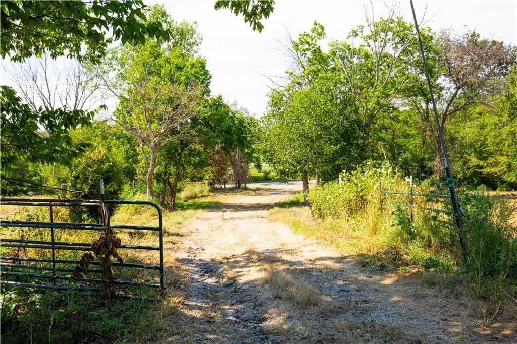 Photo 45 of 53 - 15625 Washington School Road, Excelsior Springs, MO 64024