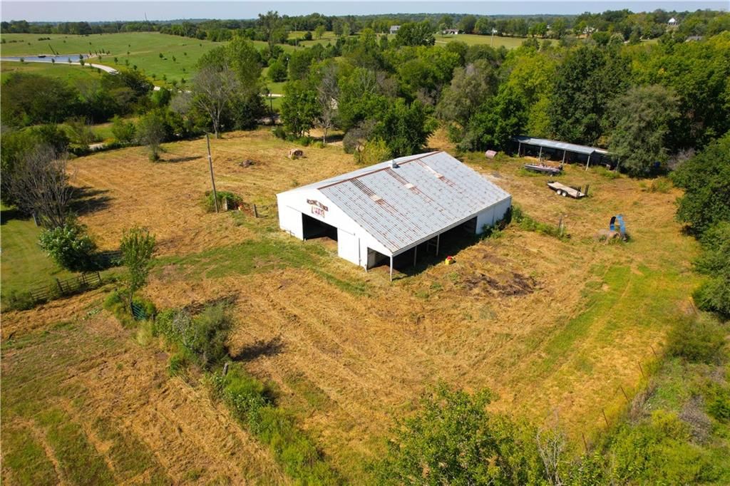 Photo 49 of 53 - 15625 Washington School Road, Excelsior Springs, MO 64024