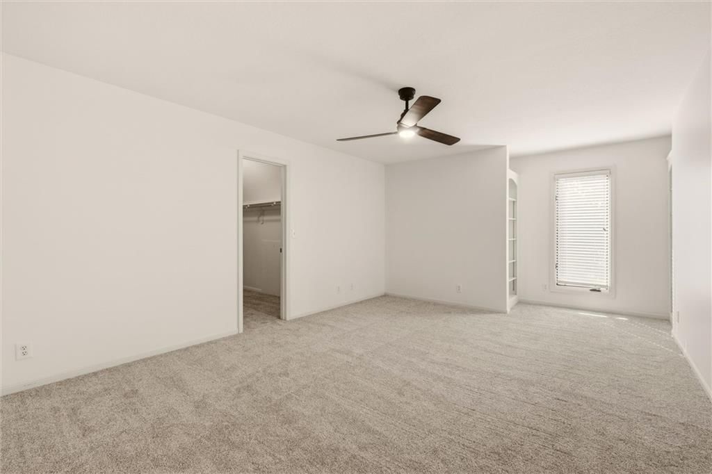 7815 N Kansas Street — photo 19