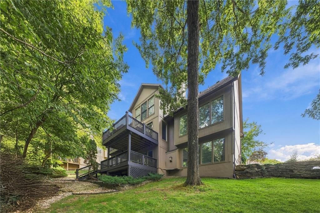 7815 N Kansas Street — photo 32