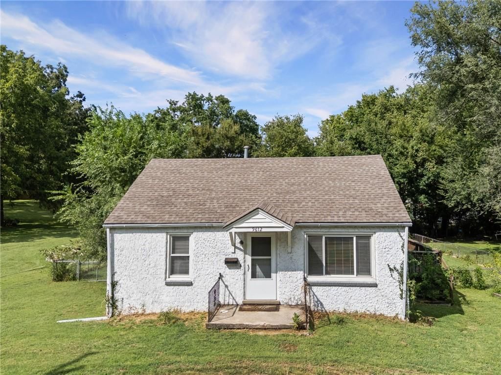 Photo 27 of 27 - 9612 E 31st Street, Independence, MO 64052