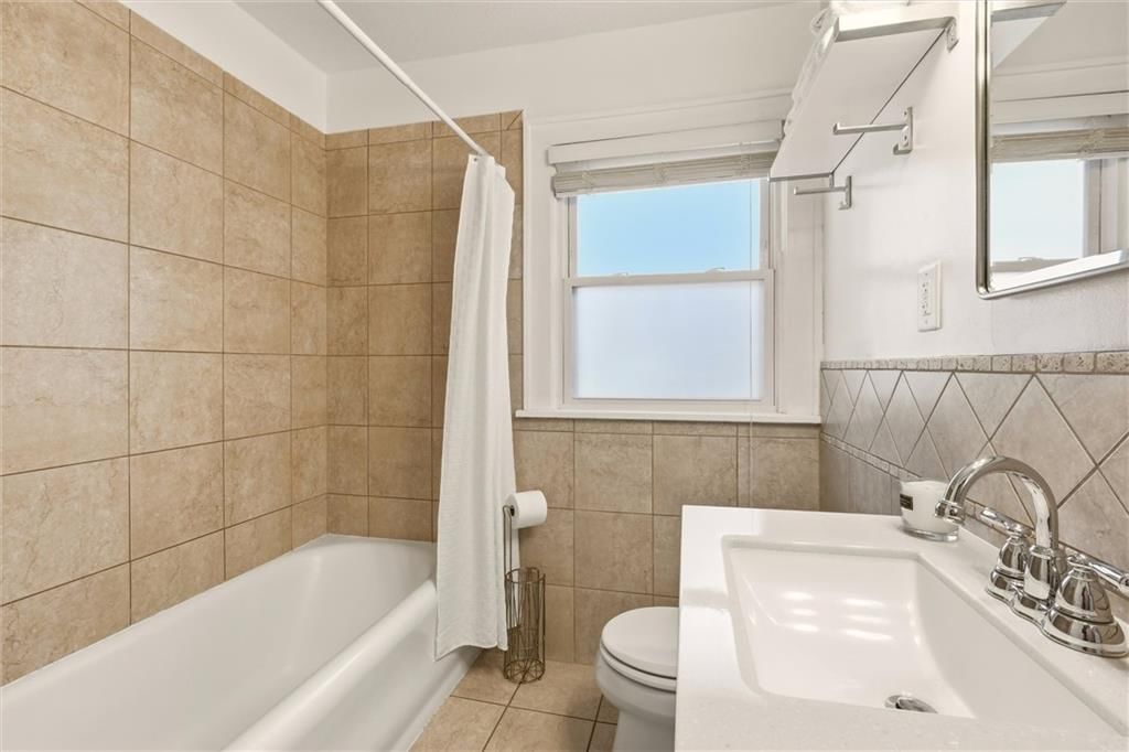 303 E 66th Street — photo 25