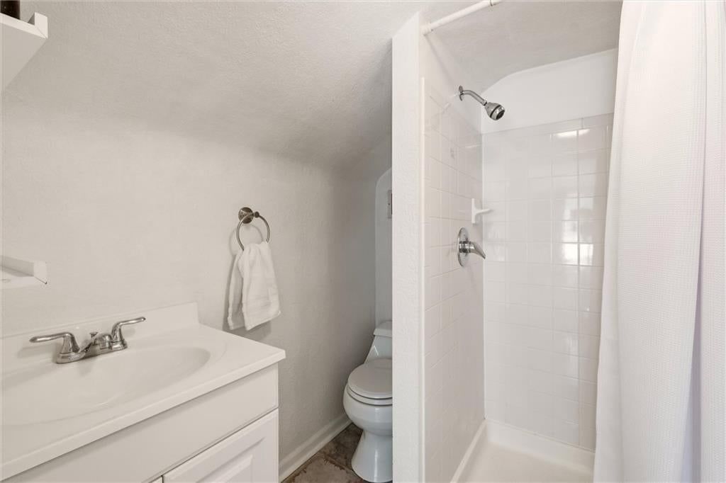 303 E 66th Street — photo 31