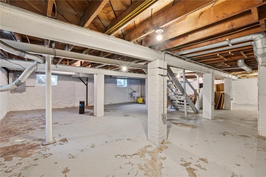 303 E 66th Street — photo 32