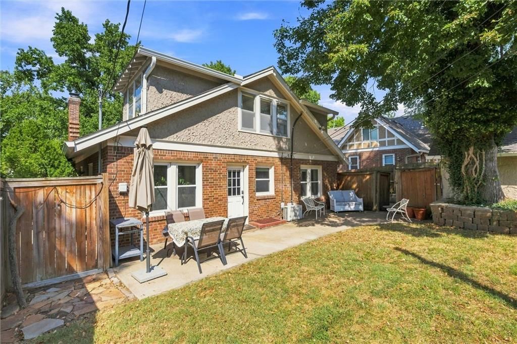 303 E 66th Street — photo 36