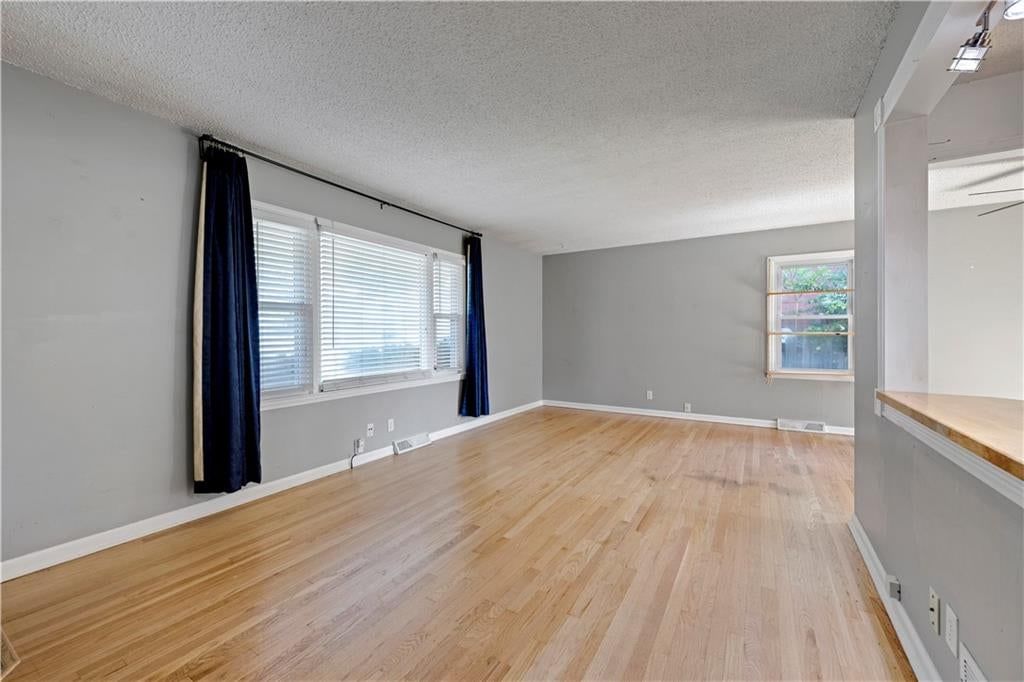 3421 N Chelsea Avenue — photo 4