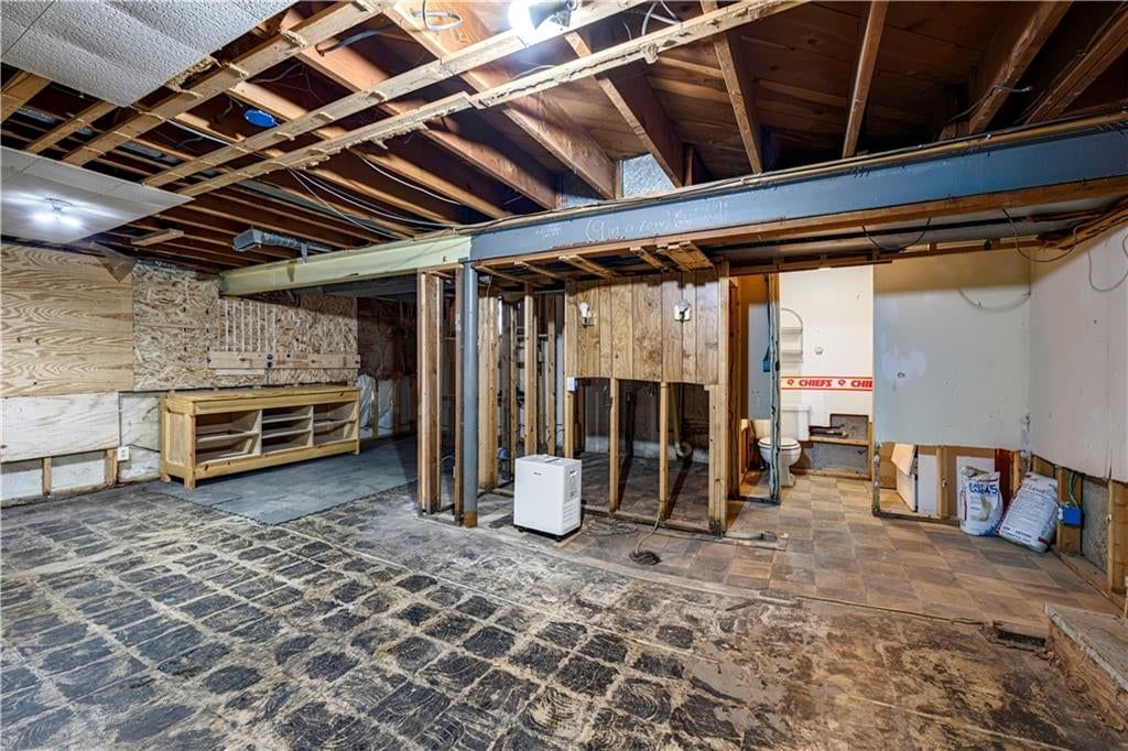 3421 N Chelsea Avenue — photo 27