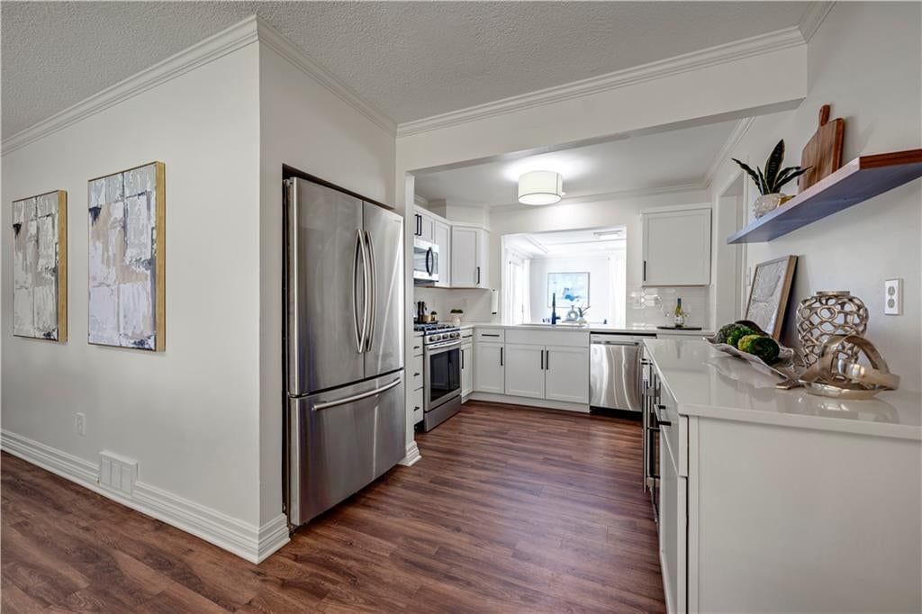 2611 W 77TH Street — photo 11