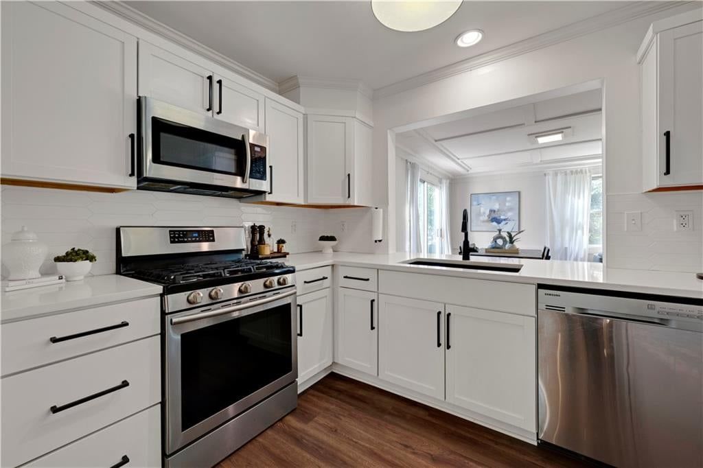 2611 W 77TH Street — photo 12