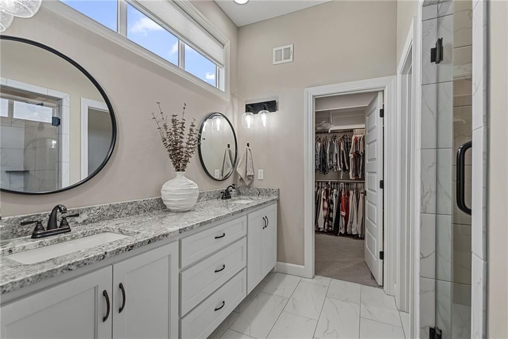 Photo 25 of 44 - 25048 W 112th Terrace, Olathe, KS 66061