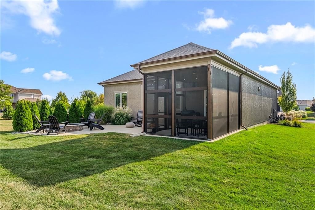 Big backyard and flat lot at 25048 W 112th Terrace, Olathe, KS 66061