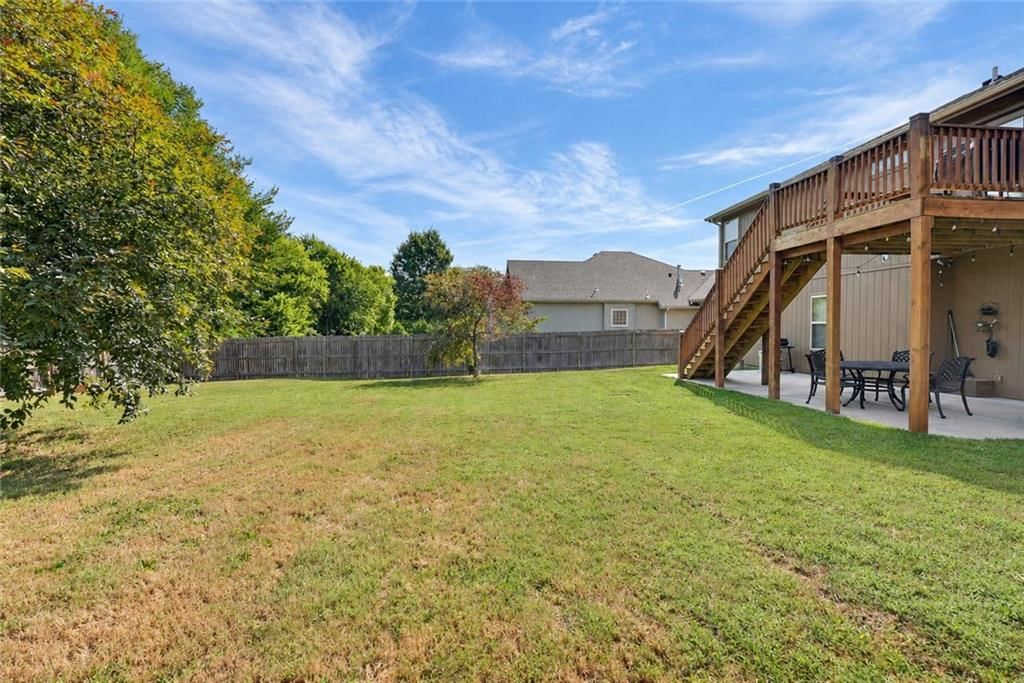 1900 Curtis Drive — photo 41