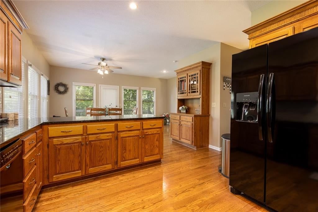 9031 N Manning Avenue — photo 16