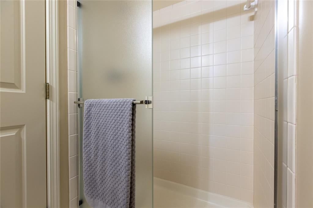 9031 N Manning Avenue — photo 36