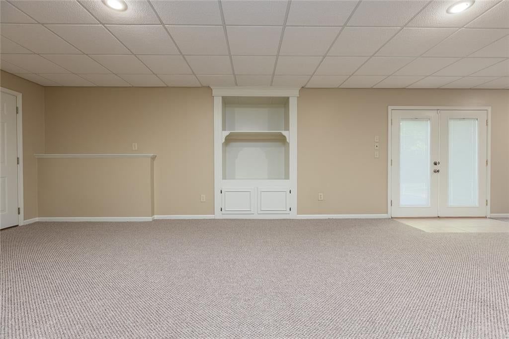 9031 N Manning Avenue — photo 41