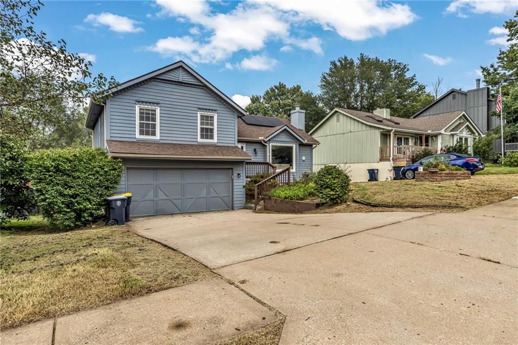 516 NW 80th Terrace, Kansas City, MO: listing photo 2