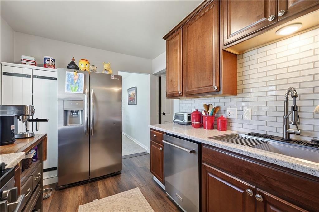 1703 Seneca Street — photo 11