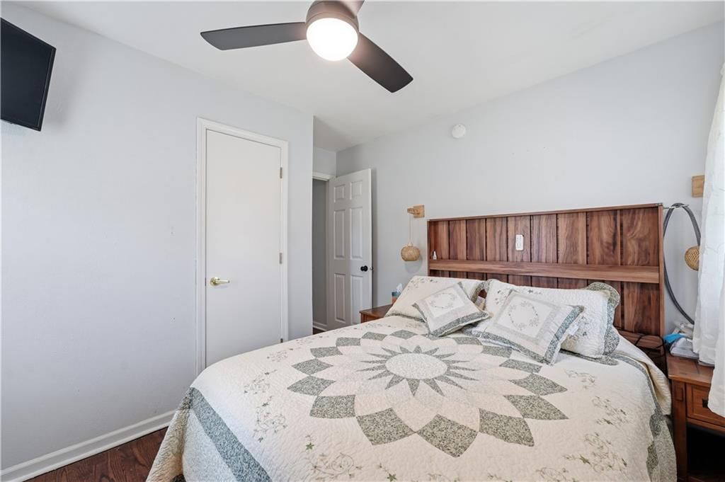 1703 Seneca Street — photo 14