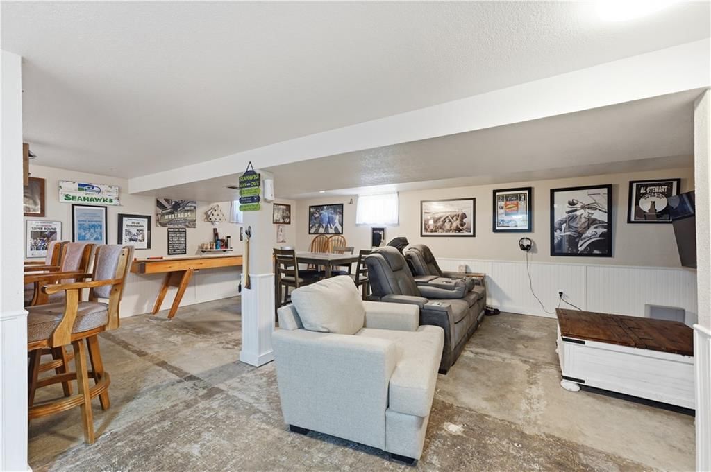 1703 Seneca Street — photo 28