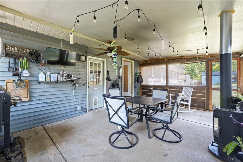 1703 Seneca Street — photo 34