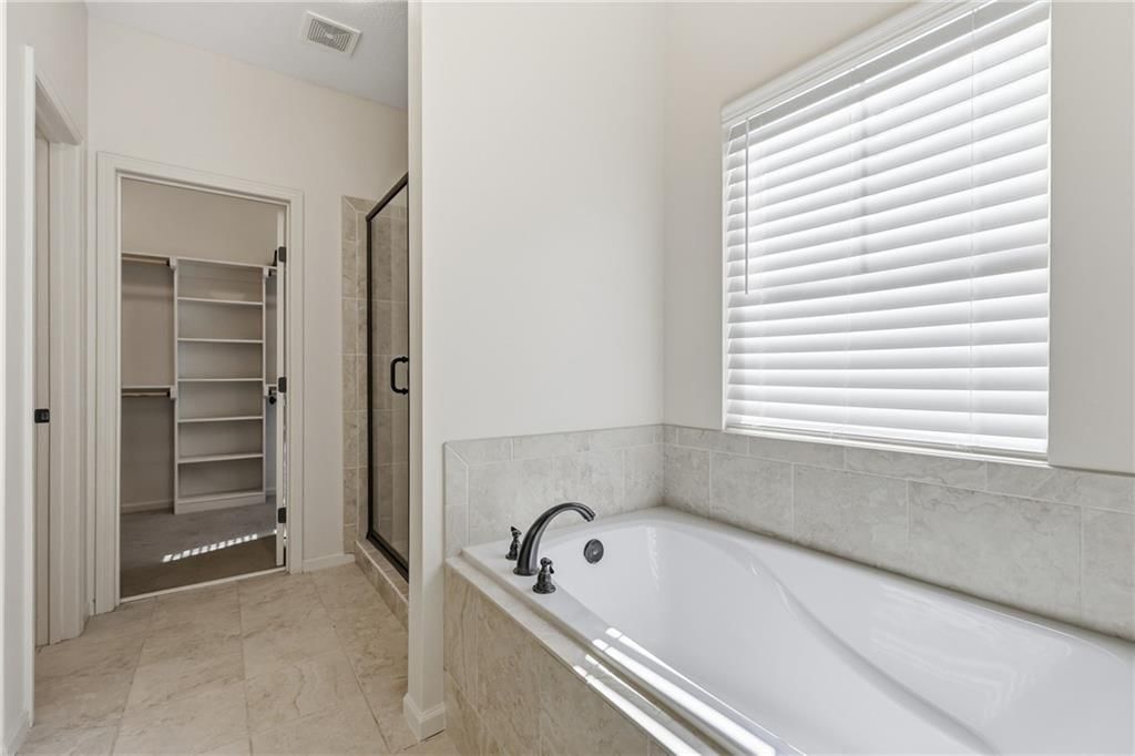 Photo 11 of 49, 16872 W 164th Place, Olathe, KS 66062