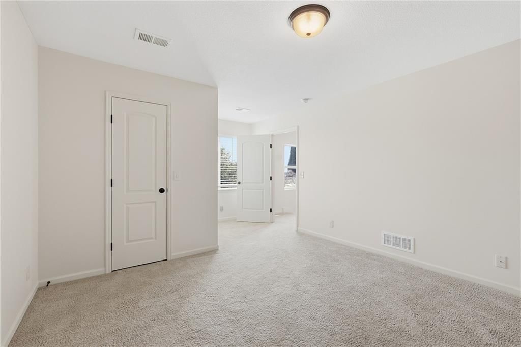 Photo 12 of 49, 16872 W 164th Place, Olathe, KS 66062